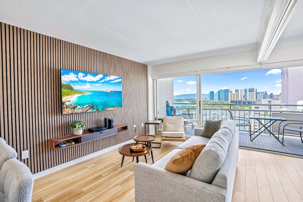 20F-High Floor Ocean View-Ilikai-1BR-Waikiki Beach - Photo 5