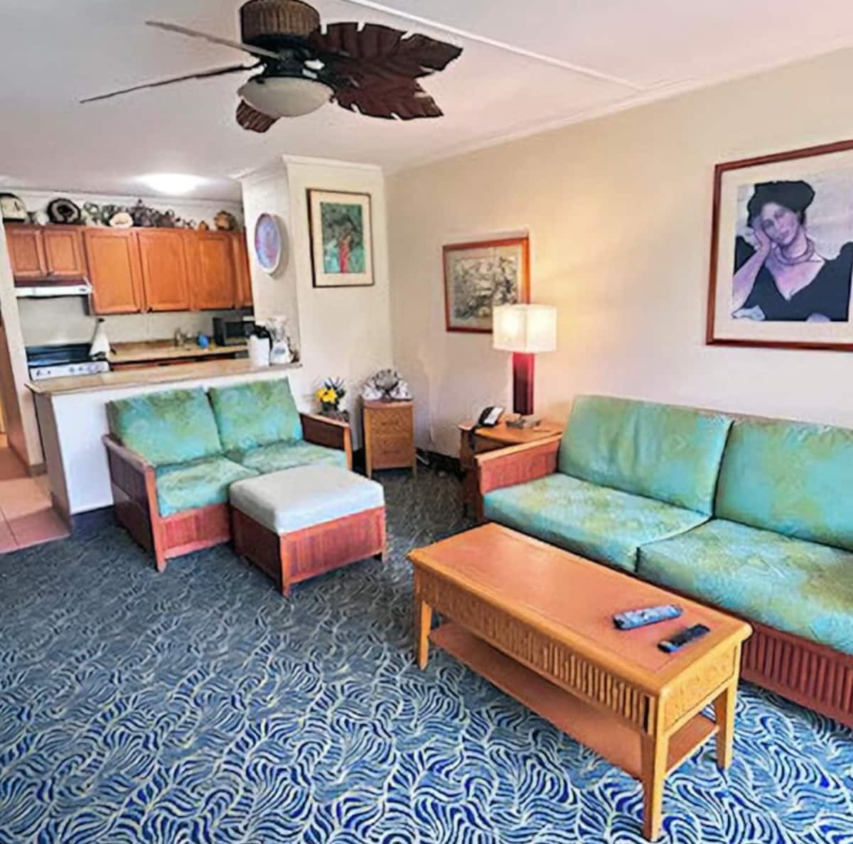 Condo in Lahaina · ★5.0 · 1 bedroom · 3 beds · 1 bath - Photo 2
