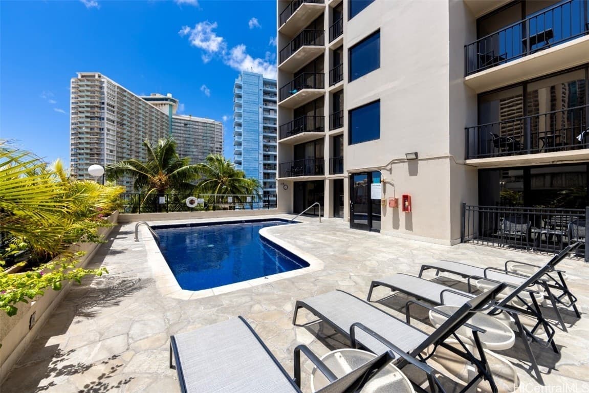 Hotel in Honolulu · ★4.93 · 1 bedroom · 1 bed · 1 private bath - Photo 5