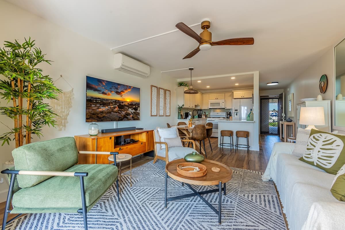 Mavi Bay luxury ocean view condo - Photo 1