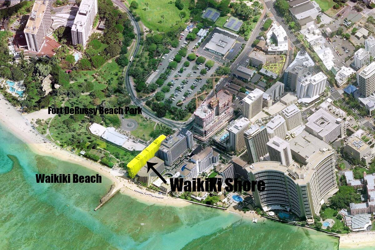 Condo in Honolulu · ★4.84 · 1 bedroom · 2 beds · 1 private bath - Photo 2