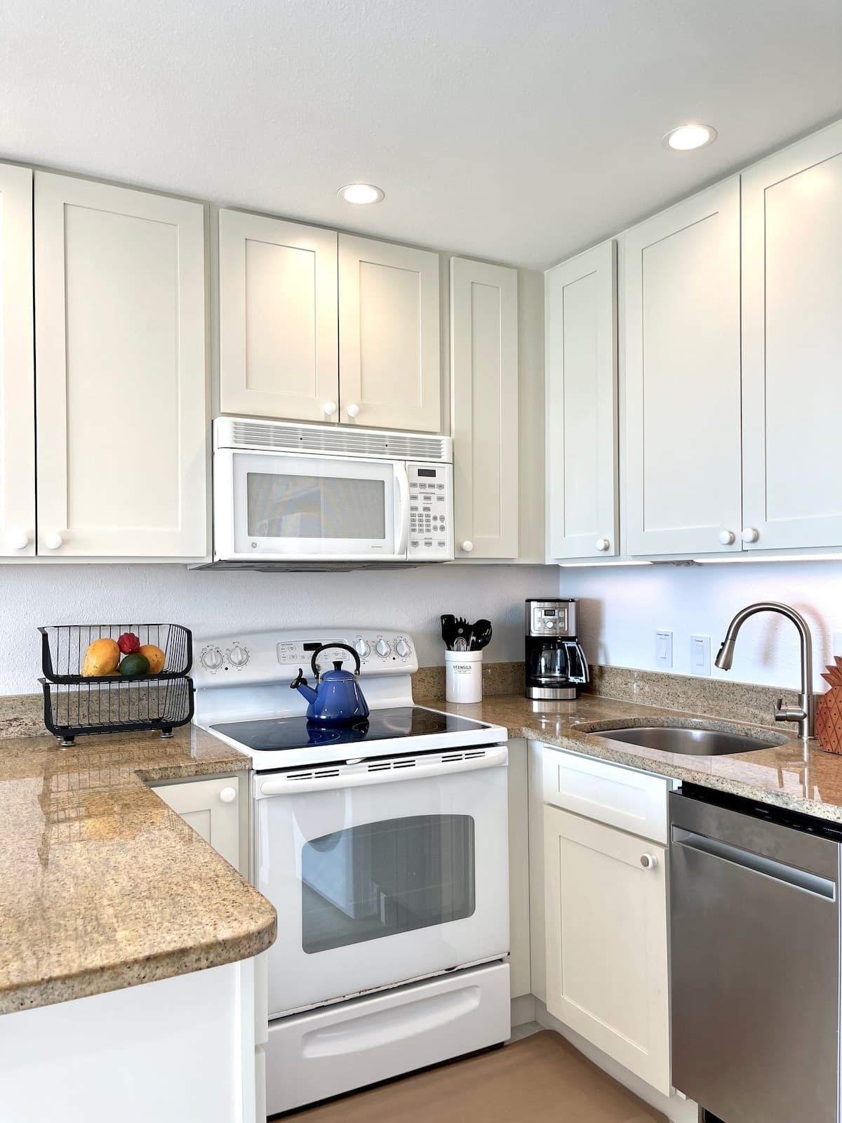 Unique Oceanfront Condo with Gorgeous Views - Photo 2