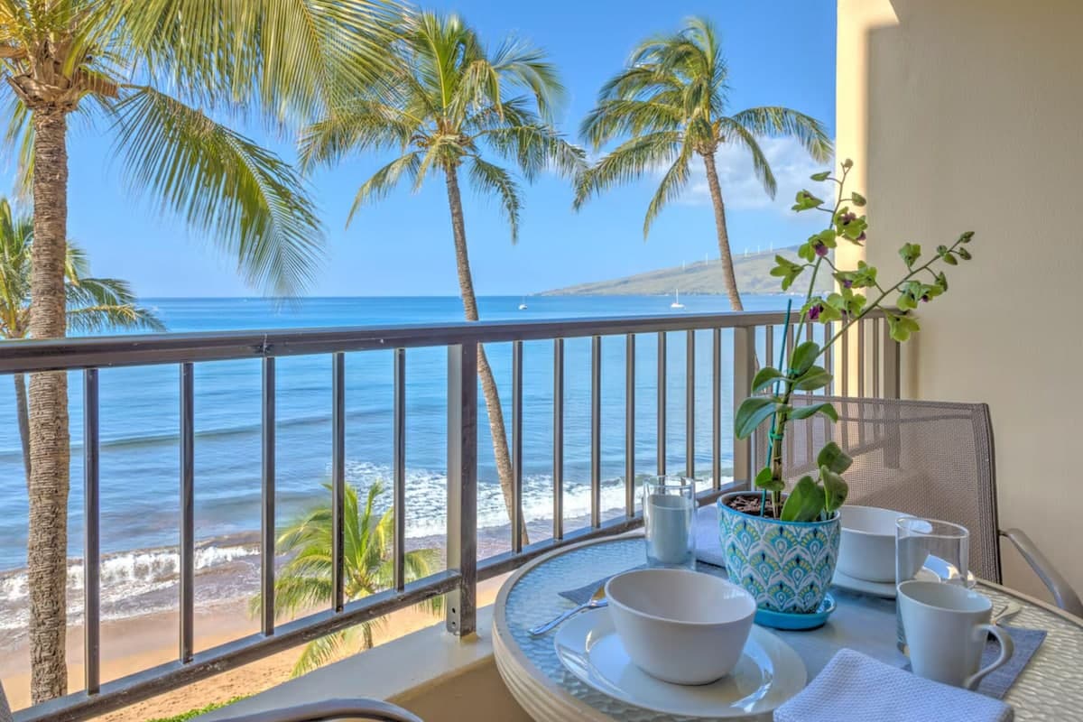 Stunning Oceanfront Condo w/ AC - Photo 1