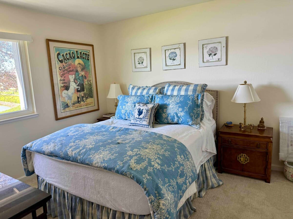 Waterfront Townhouse Near SFO & SF - Photo 2