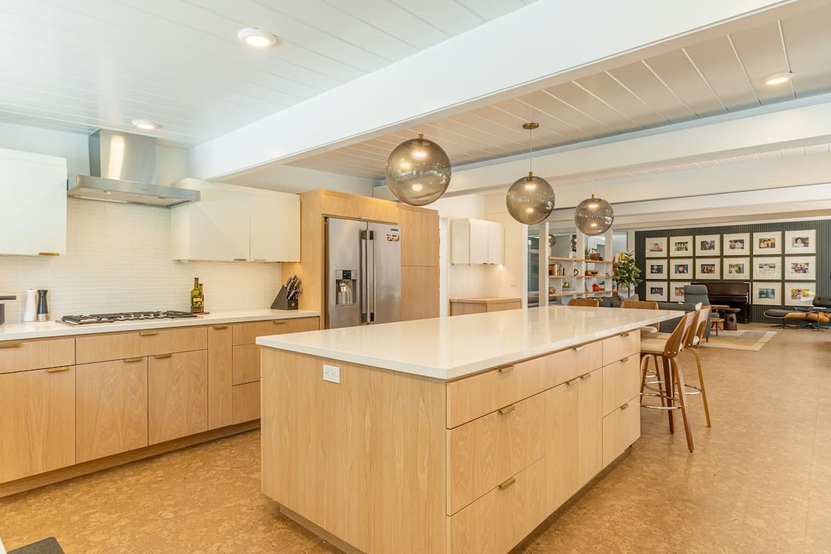 Eichler Villa with Private Pool & Garden Views - Photo 1