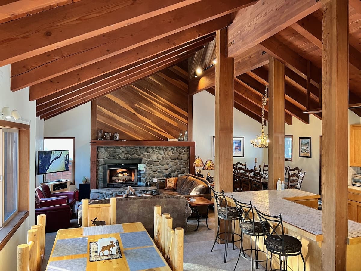 Northstar Home with Hot Tub, Sauna & Shuttle - Photo 5