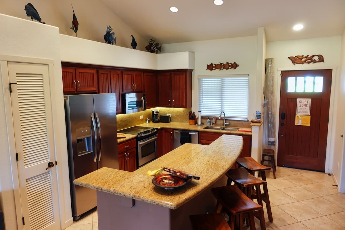 Home in Waimea · ★5.0 · 3 bedrooms · 4 beds · 2 baths - Photo 4