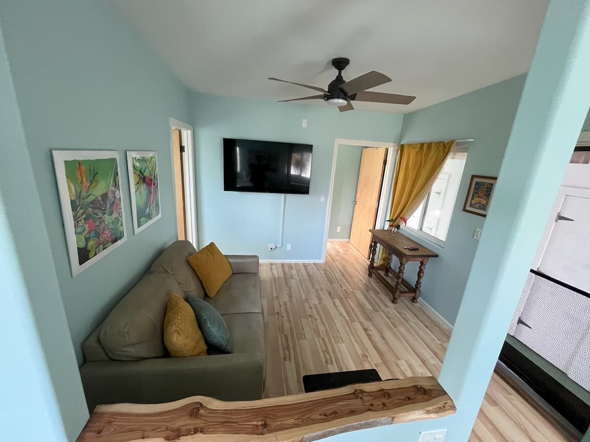 Guesthouse in Captain Cook · ★4.87 · 1 bedroom · 1 bed · 1 private bath - Photo 2