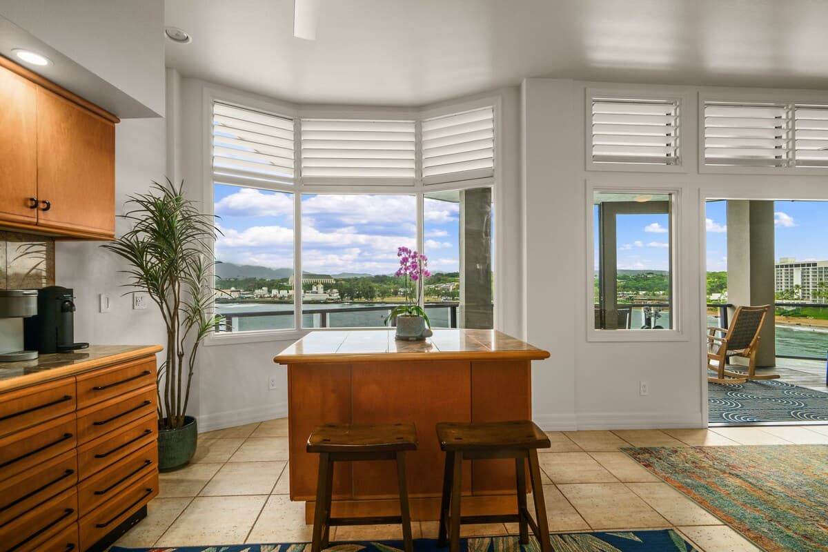 Your spectacular Oceanfront Beach Cottage w/AC - Photo 5