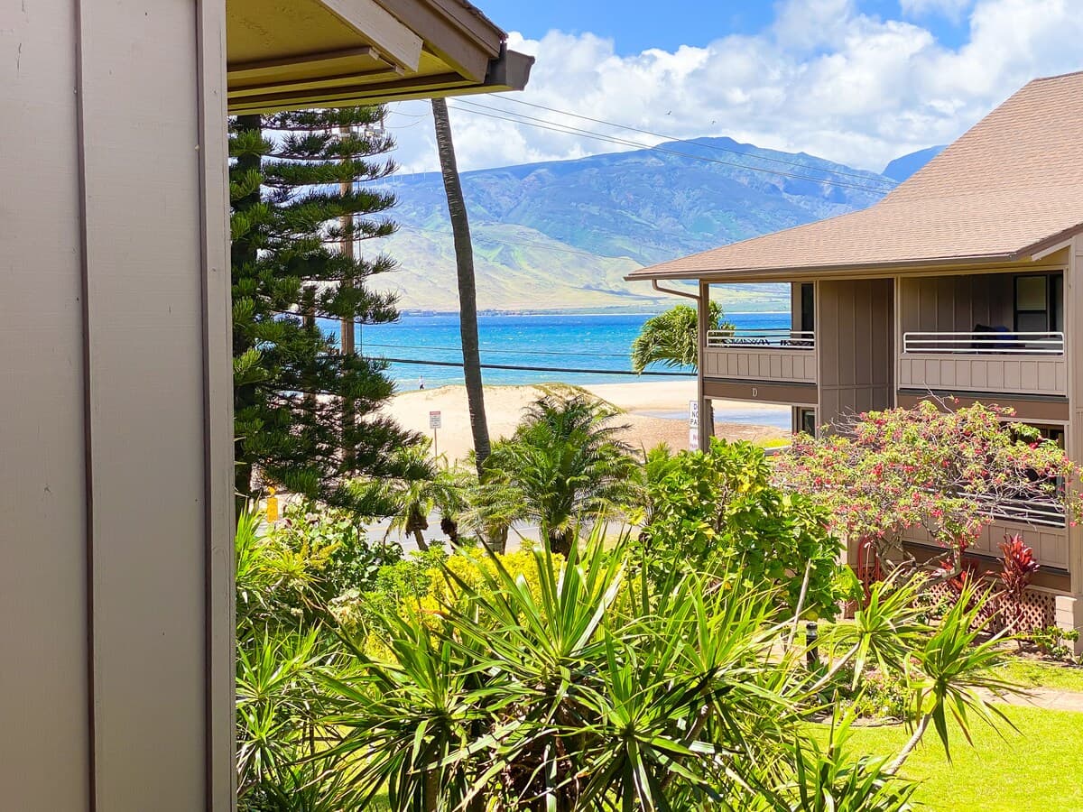 Condo in Kihei · ★4.86 · 1 bedroom · 3 beds · 1 private bath - Photo 3