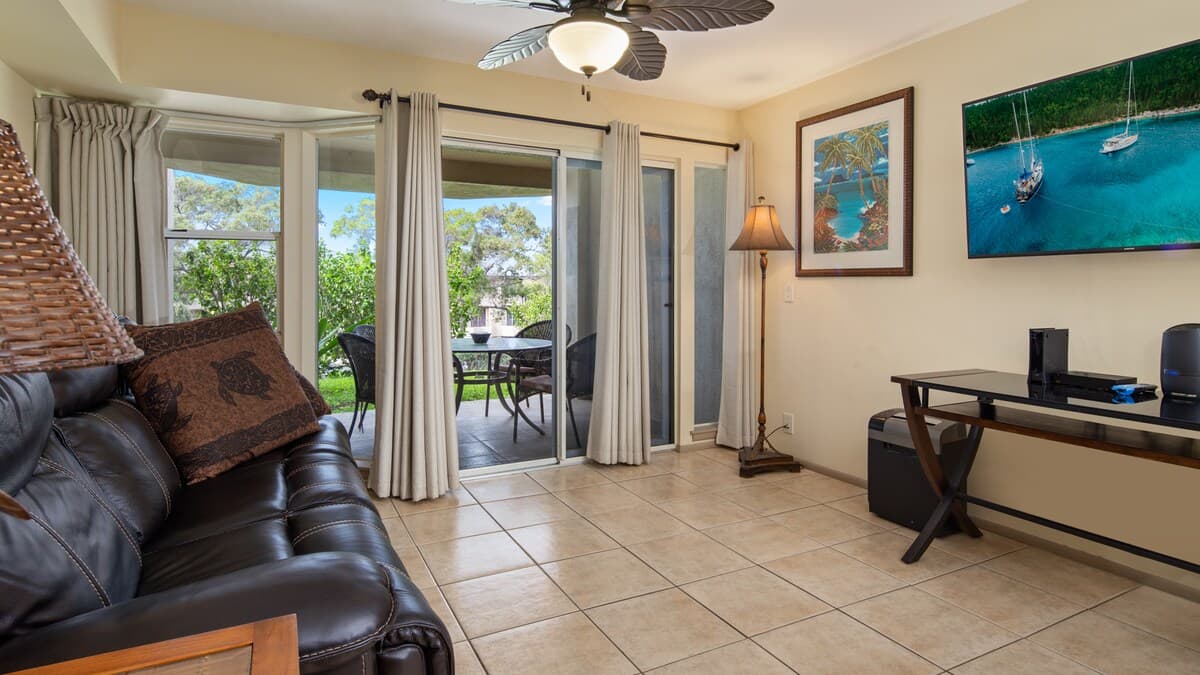 Garden condo, resort amenities! - Photo 3