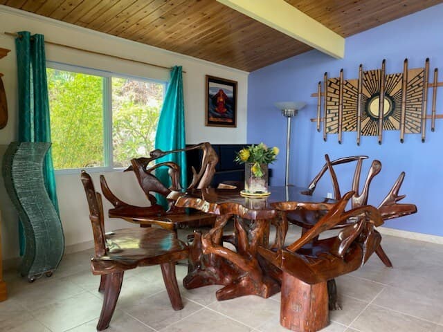Home in Island of Hawai'i · ★4.94 · 2 bedrooms · 2 beds · 1 bath - Photo 5