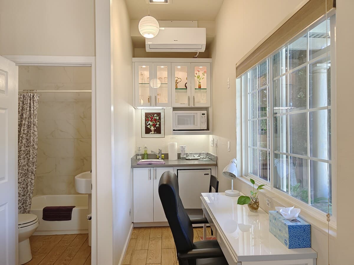 Private Mini Studio Near Cal Train & Tech Hubs - Photo 2