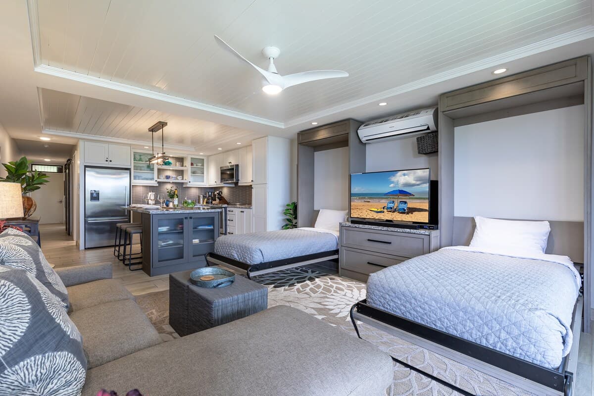 Condo in Kihei · ★4.92 · 1 bedroom · 3 beds · 2 private baths - Photo 3