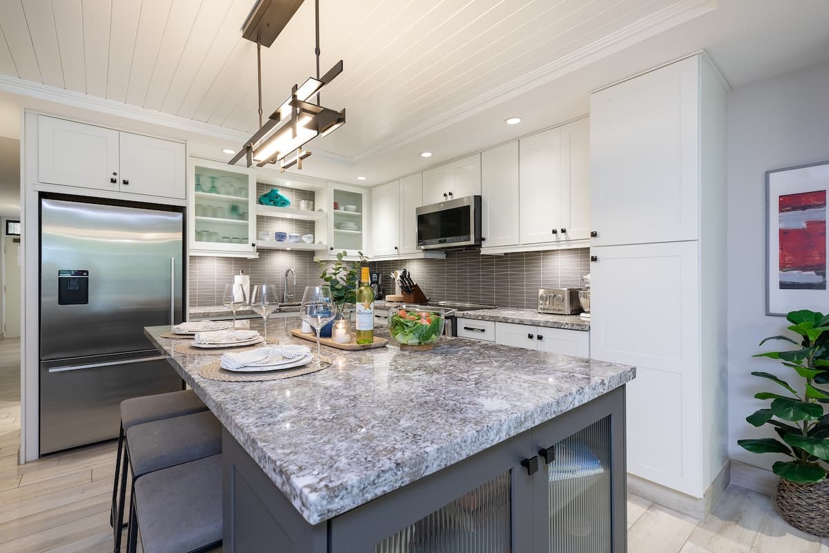 Condo in Kihei · ★4.92 · 1 bedroom · 3 beds · 2 private baths - Photo 5