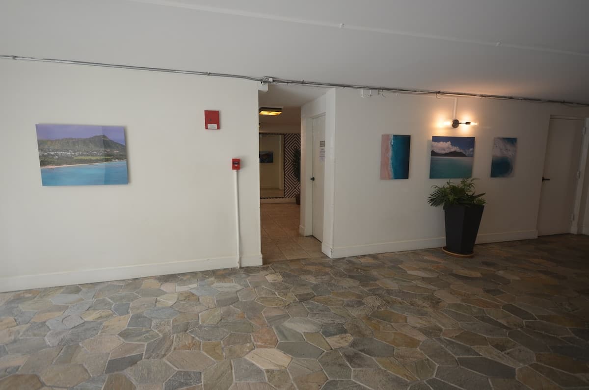 Condo in Honolulu · ★4.54 · Studio · 2 beds · 1 private bath - Photo 2