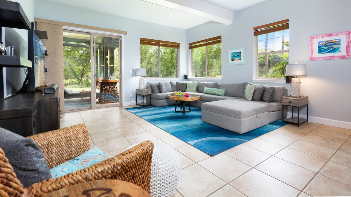 Townhouse in Waimea · ★4.84 · 3 bedrooms · 5 beds · 2.5 baths - Photo 1