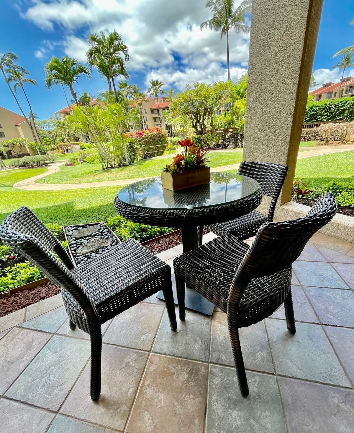 Condo in Kihei · ★4.9 · 1 bedroom · 1 bed · 2 private baths - Photo 3
