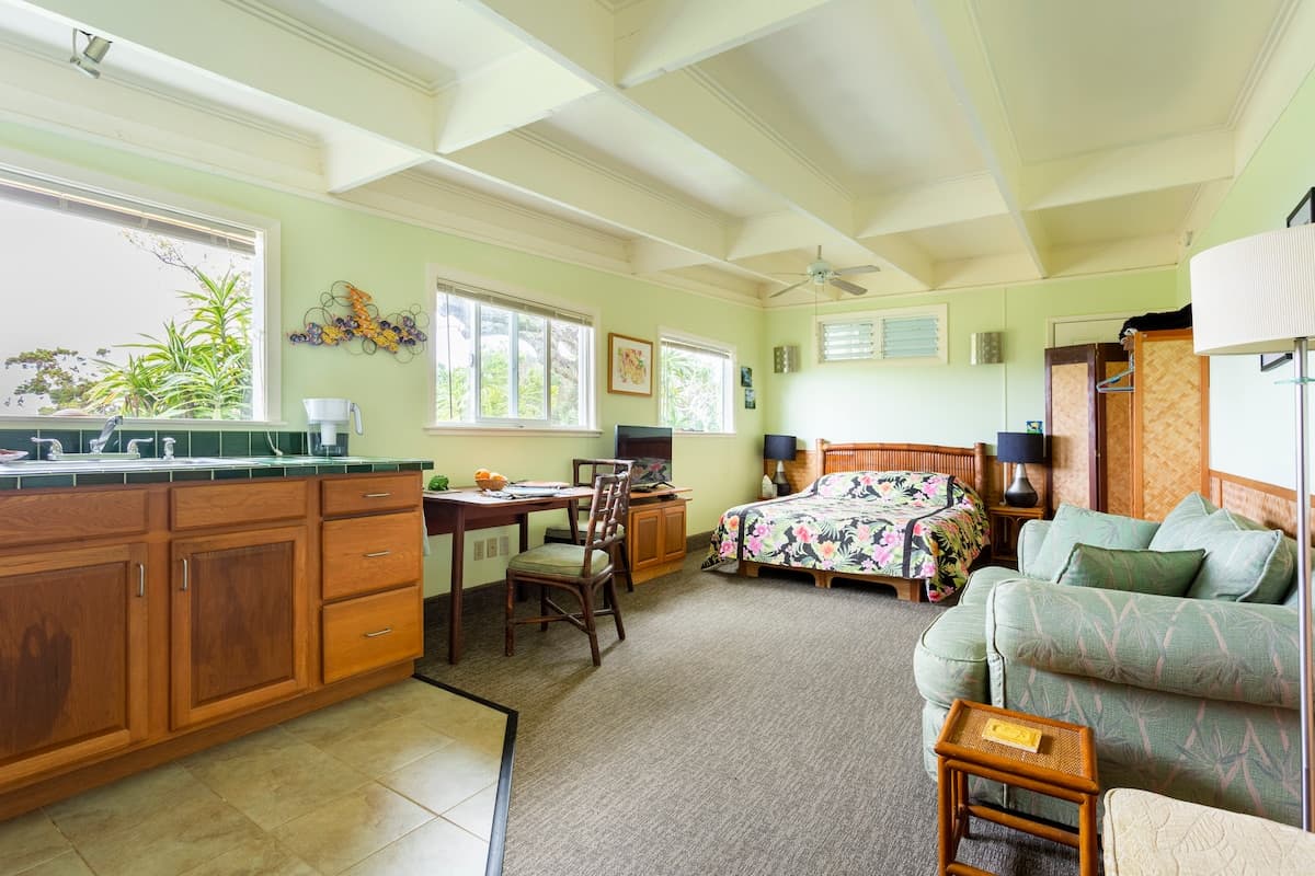 Guesthouse in Hawi · ★5.0 · 1 bedroom · 1 bed · 1 private bath - Photo 1