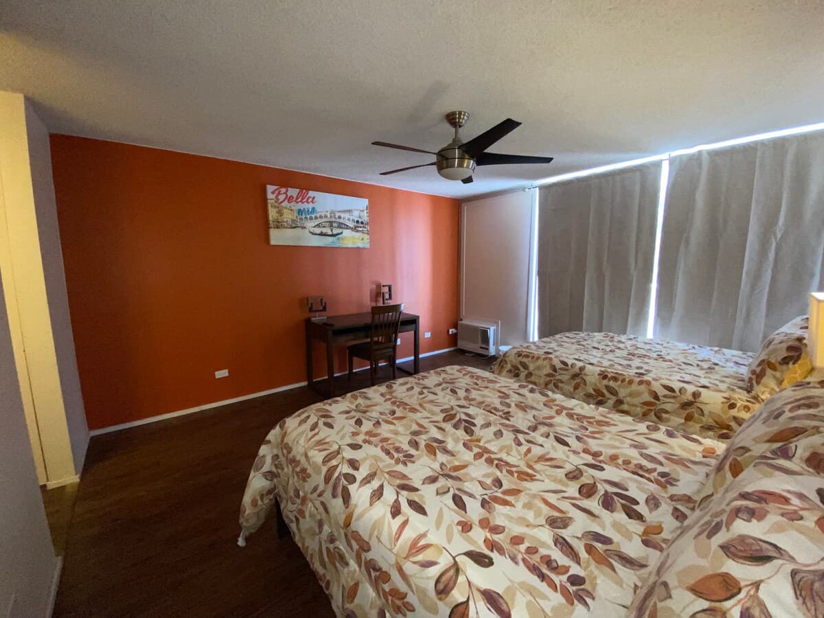 Large One Bedroom Condo w/Parking at Marine Surf - Photo 4