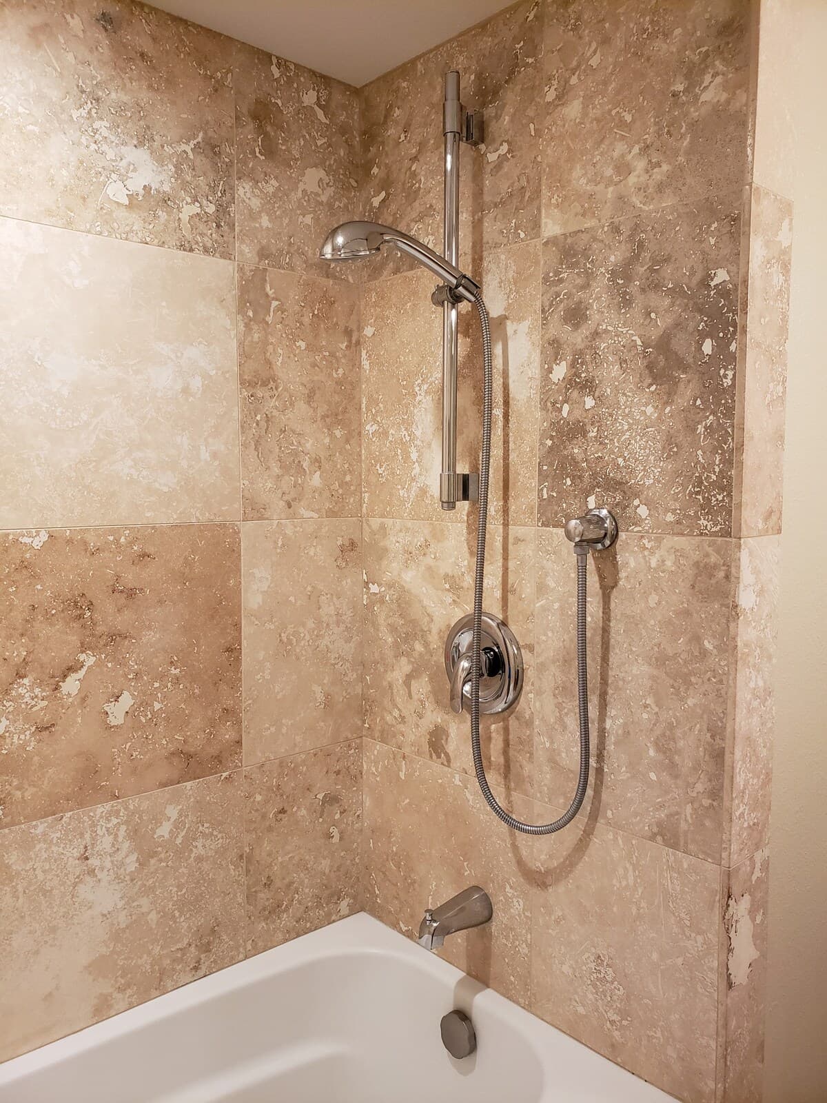 Condo in Kihei · ★5.0 · 3 bedrooms · 4 beds · 3 shared baths - Photo 1