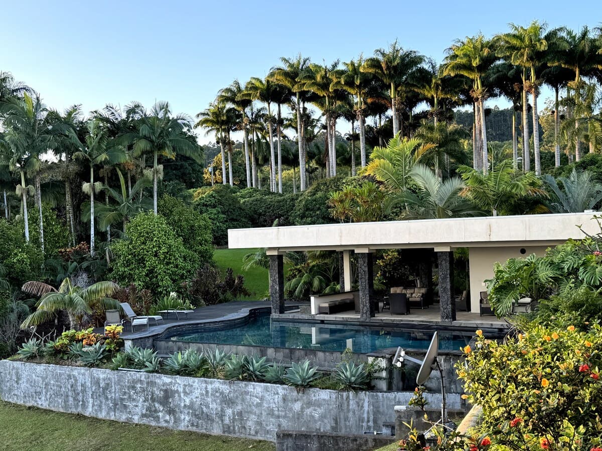 Home in Nīnole · ★5.0 · 4 bedrooms · 4 beds · 5.5 baths - Photo 1
