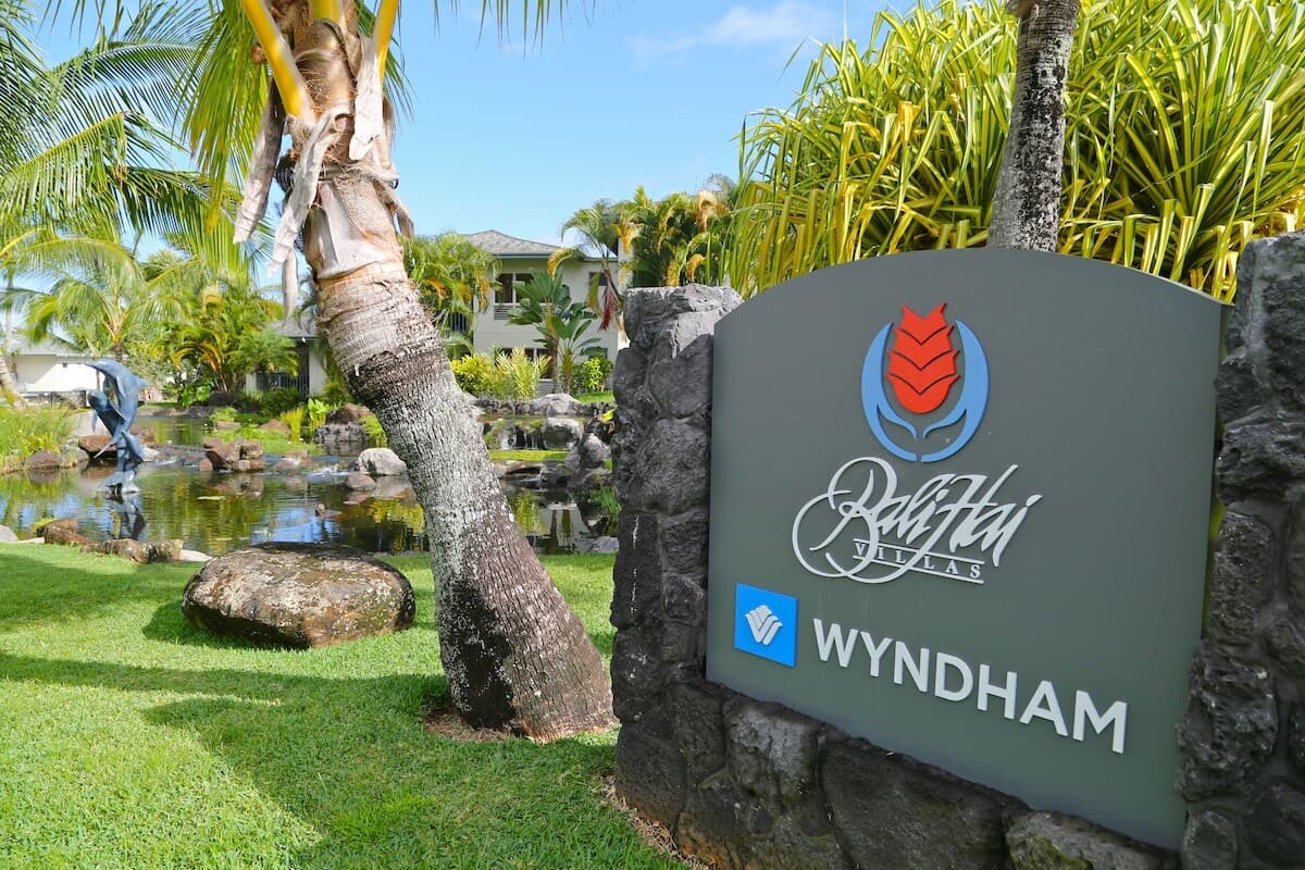 Villa in Princeville · ★5.0 · 2 bedrooms · 3 beds · 2 private baths - Photo 2