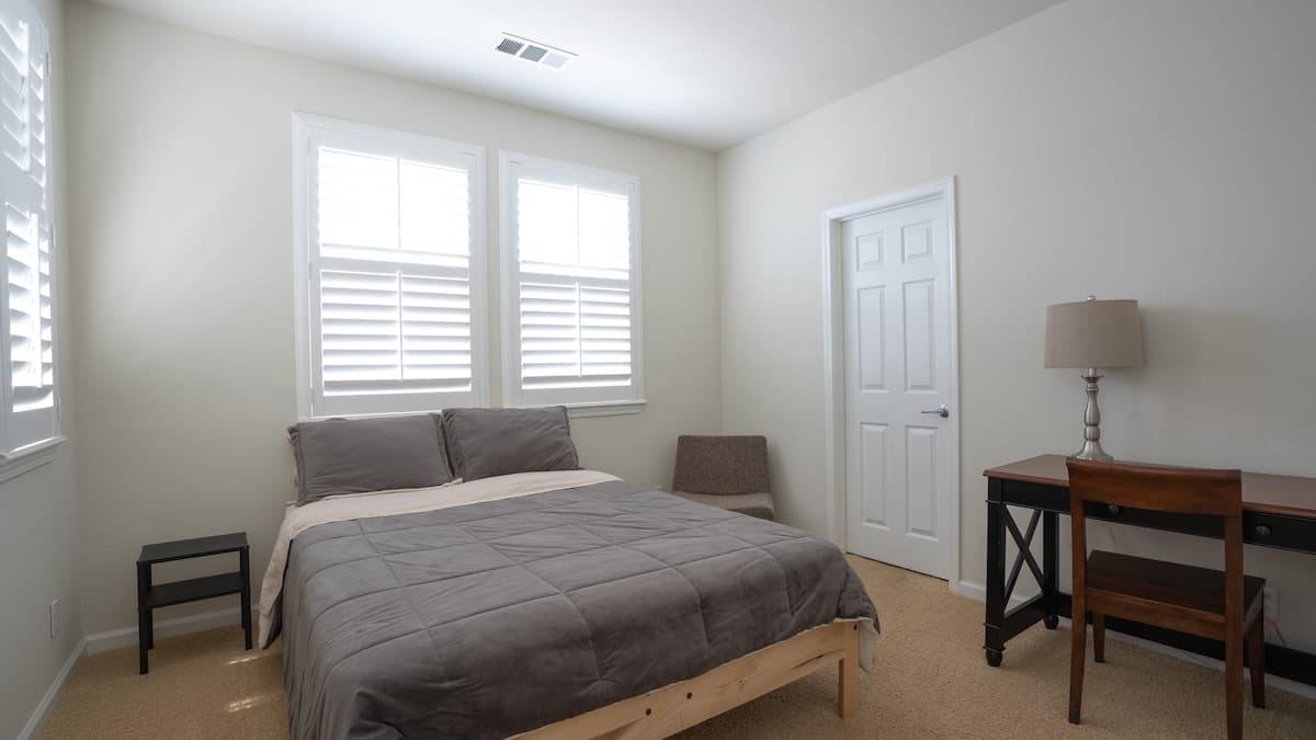 30-Min Ferry to SF, Quiet Marina Townhouse - Photo 5