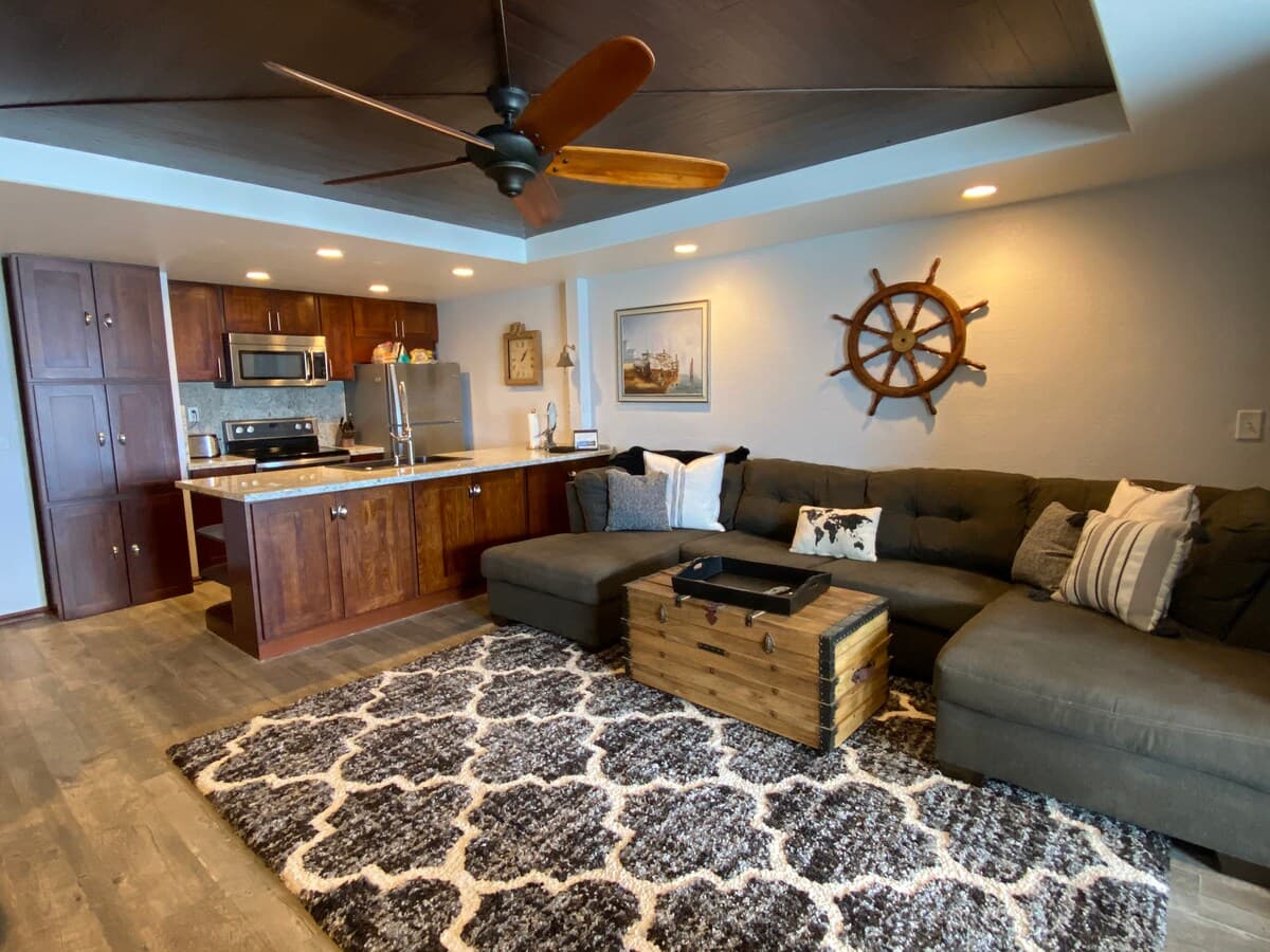 Condo in Kailua-Kona · ★4.96 · 1 bedroom · 1 bed · 1 bath - Photo 4