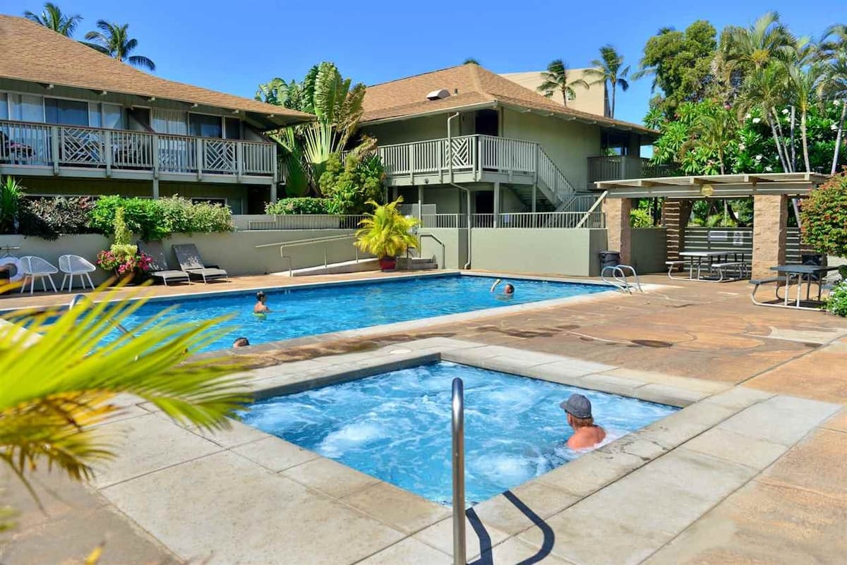 Condo in Kihei · ★4.82 · Studio · 1 bed · 1 bath - Photo 1