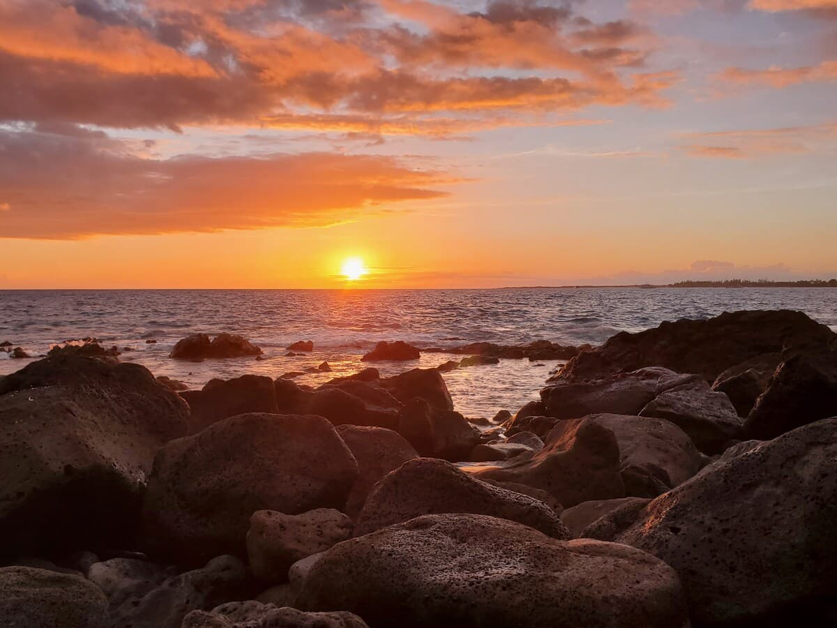 Condo in Kailua-Kona · ★4.61 · 2 bedrooms · 3 beds · 1 private bath - Photo 1