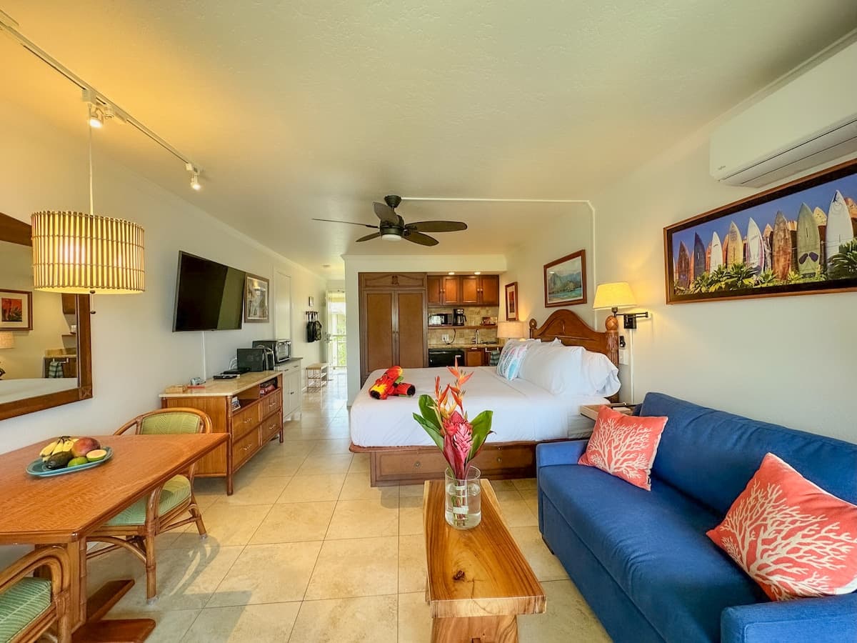Condo in Kapaa · ★4.96 · Studio · 2 beds · 1 bath - Photo 1