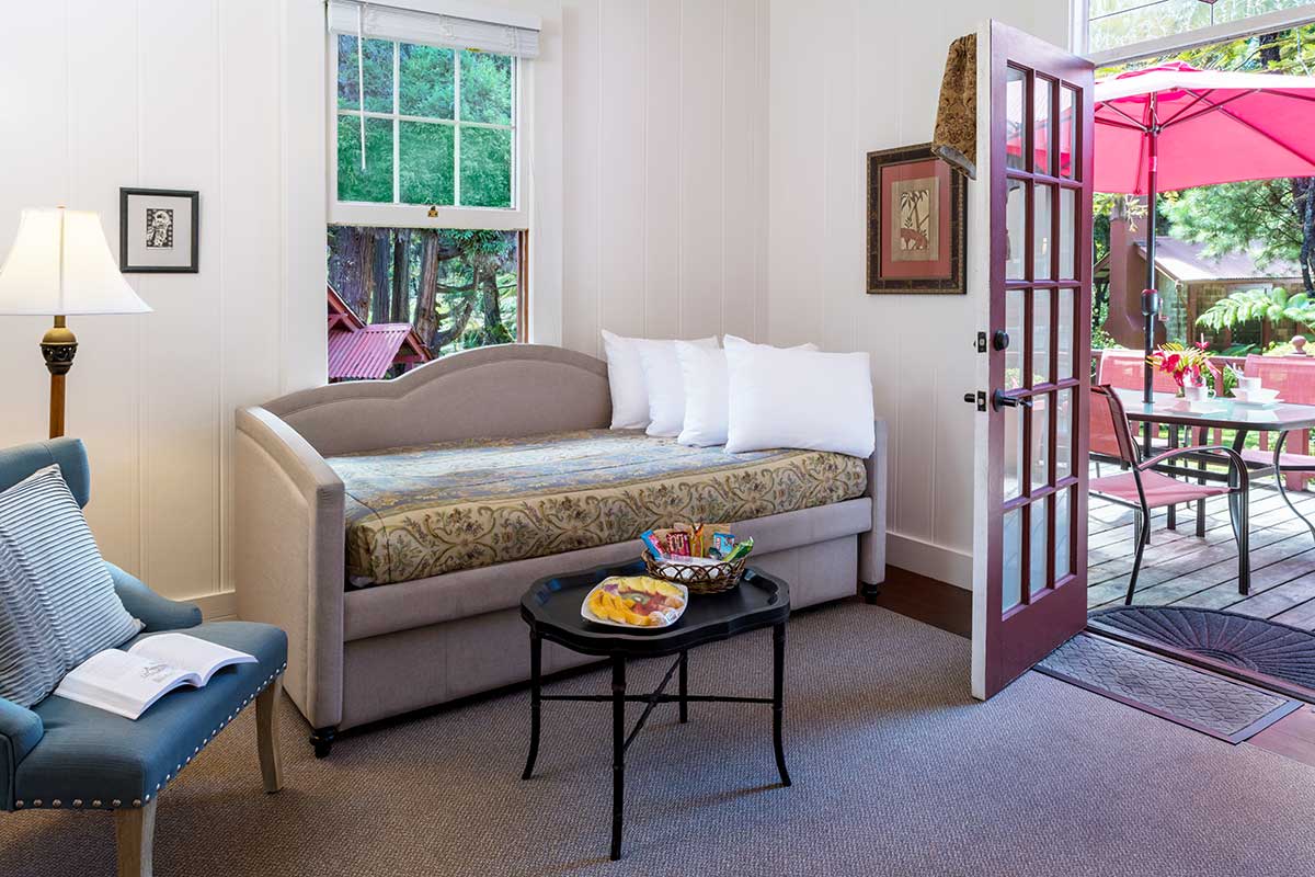 Family Suite for 3, 1 mile to Park - Photo 1