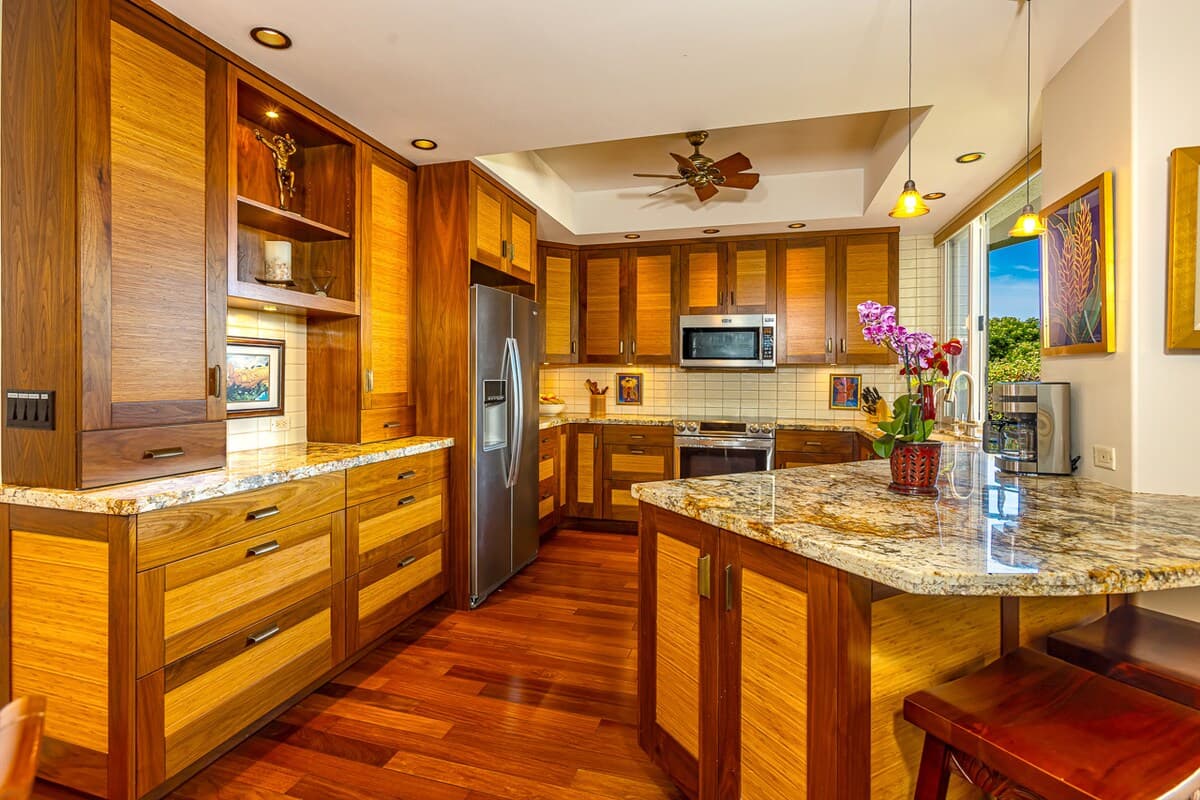 Condo in Kihei · ★4.98 · 1 bedroom · 1 bed · 2 baths - Photo 5