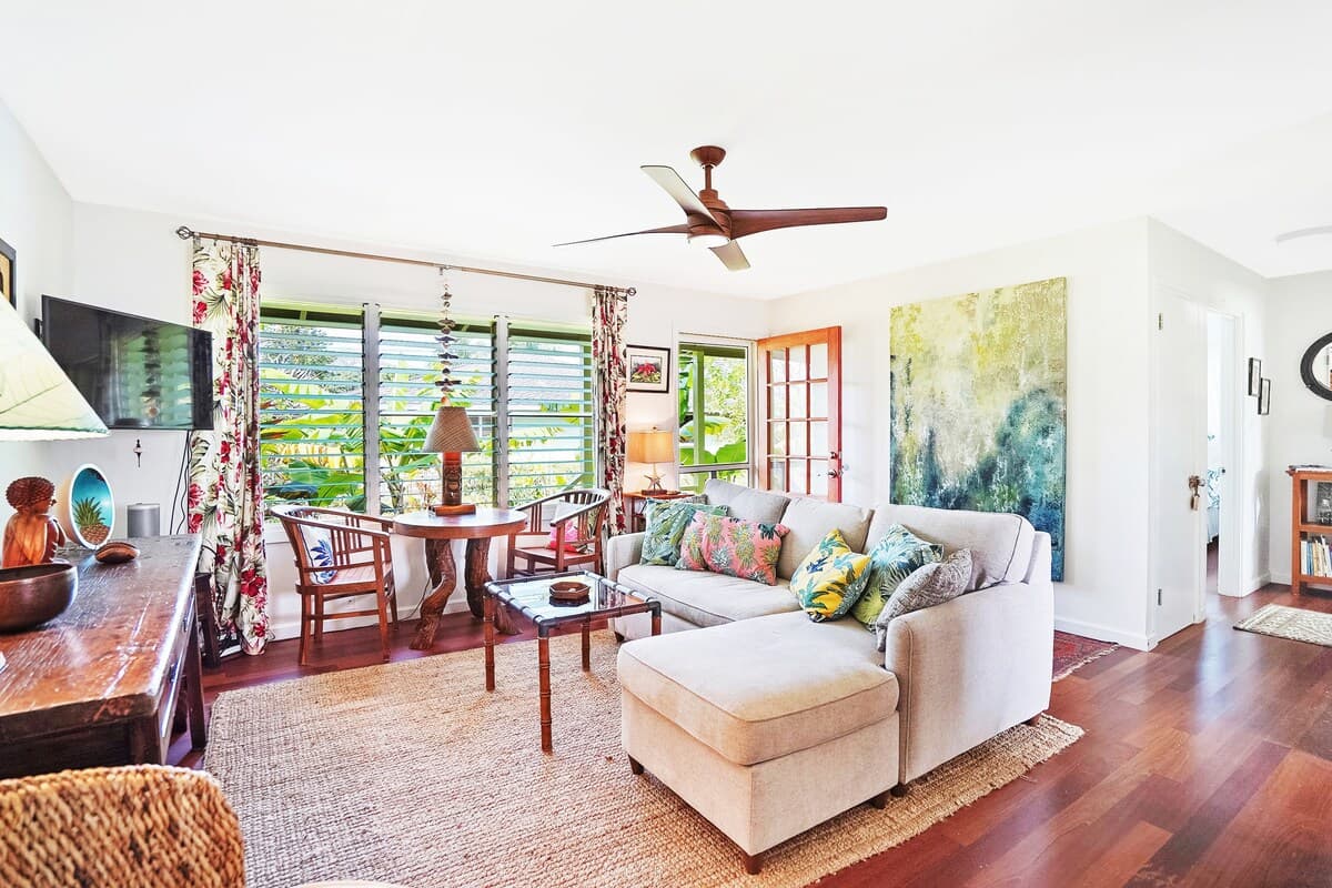 Stylish beach house a short walk to Koloa fun! - Photo 2