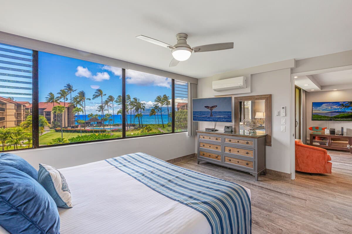 Condo in Lahaina · ★4.96 · 2 bedrooms · 3 beds · 2 baths - Photo 5