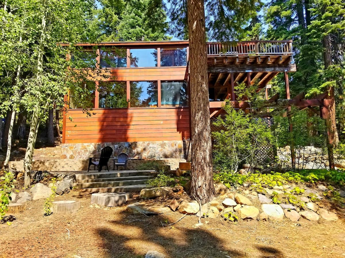 Spacious Tahoe Vista Cabin with Fireplace & Grill - Photo 1