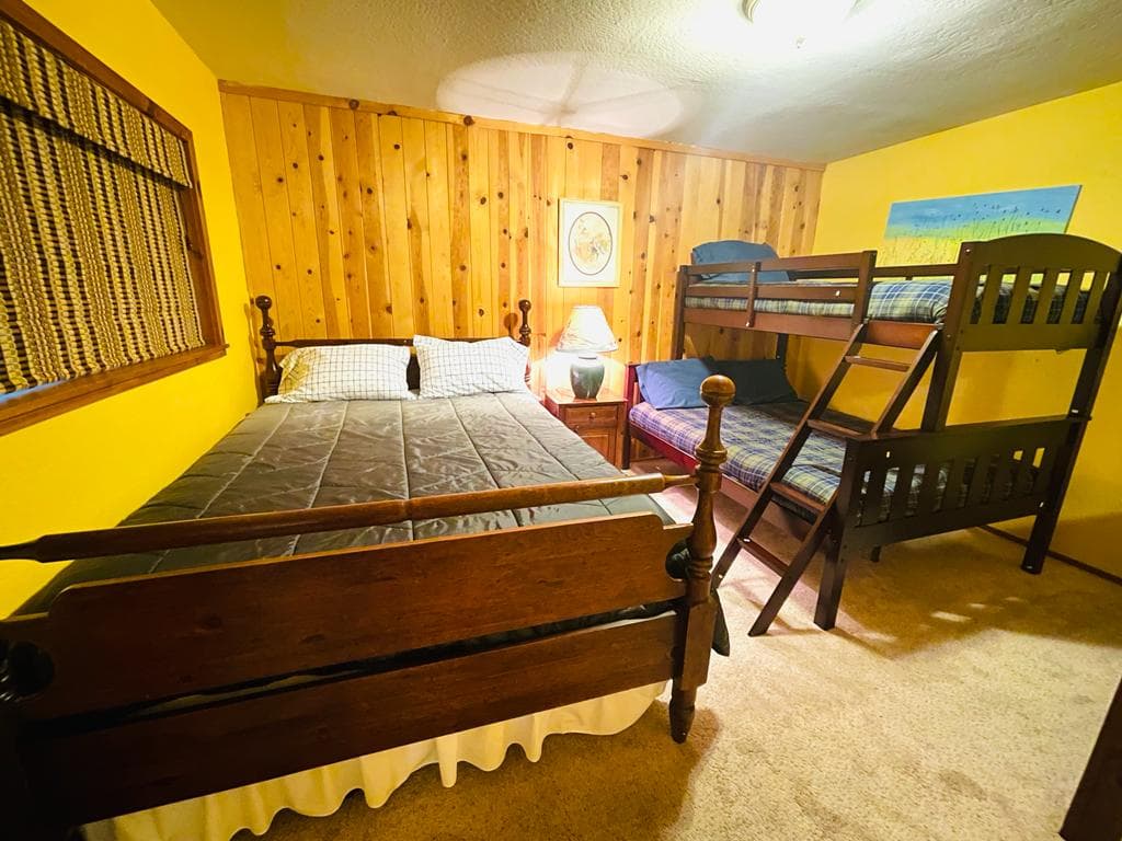 Spacious Tahoe Vista Cabin with Fireplace & Grill - Photo 3
