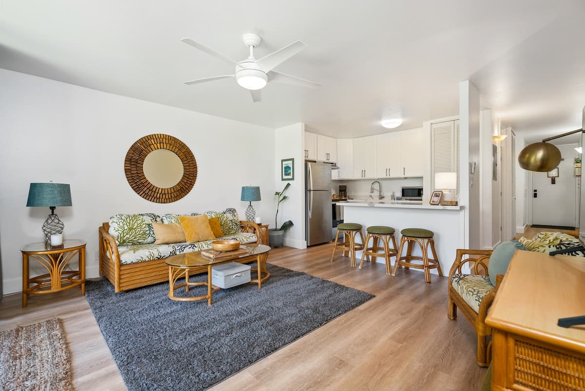 Condo in Kahuku · ★4.82 · 1 bedroom · 2 beds · 2 private baths - Photo 2