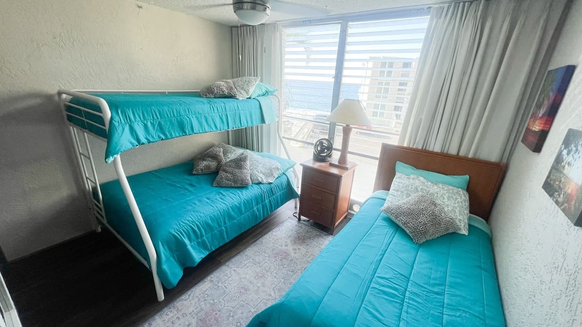 Alii Villas: 2br, 2ba oceanfront condo - Photo 3