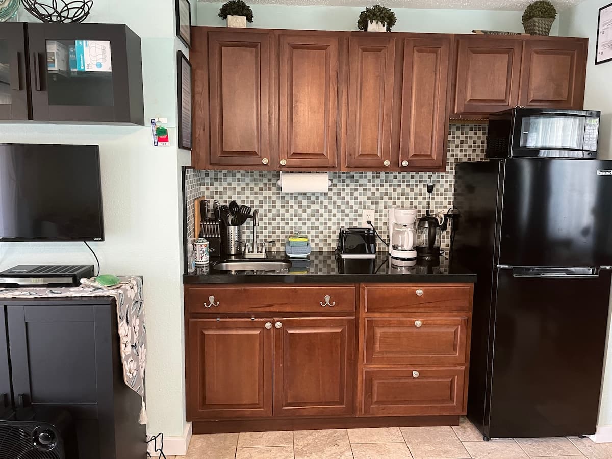 Condo in Princeville · ★4.77 · Studio · 2 beds · 1 bath - Photo 3