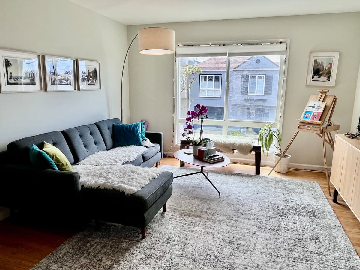 Private Room, Hilltop, Walkable to Downtown SF - Photo 3