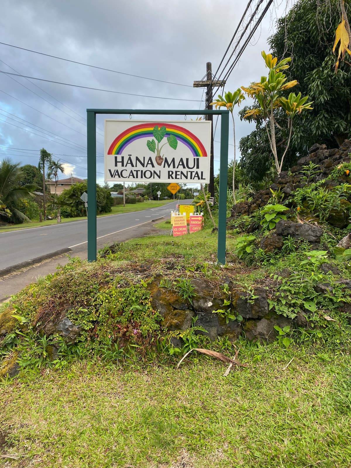 Home in Hana · ★4.69 · 3 bedrooms · 6 beds · 3 baths - Photo 1