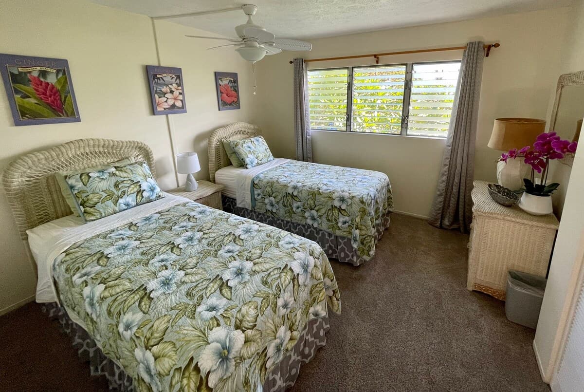 Townhouse in Kailua-Kona · ★4.88 · 2 bedrooms · 3 beds · 2 private baths - Photo 3