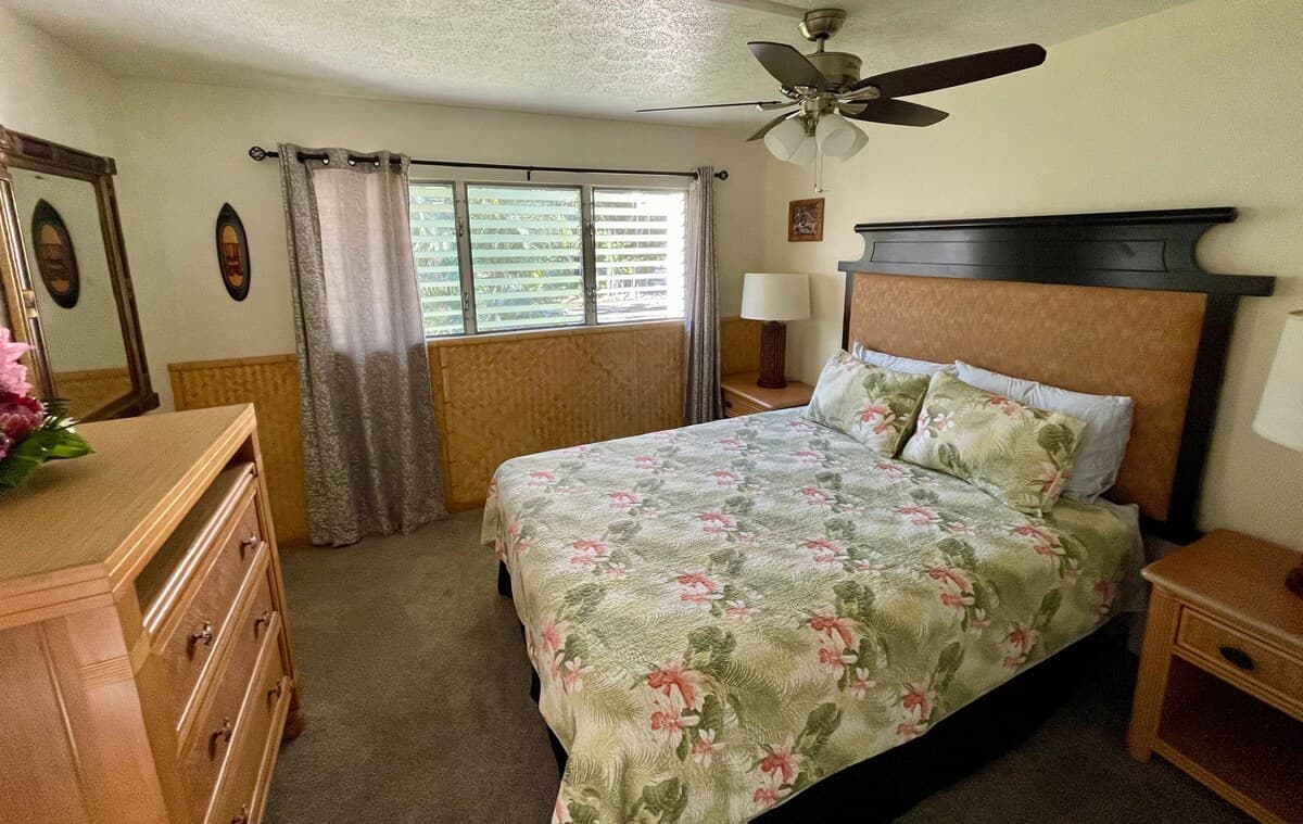 Townhouse in Kailua-Kona · ★4.88 · 2 bedrooms · 3 beds · 2 private baths - Photo 2