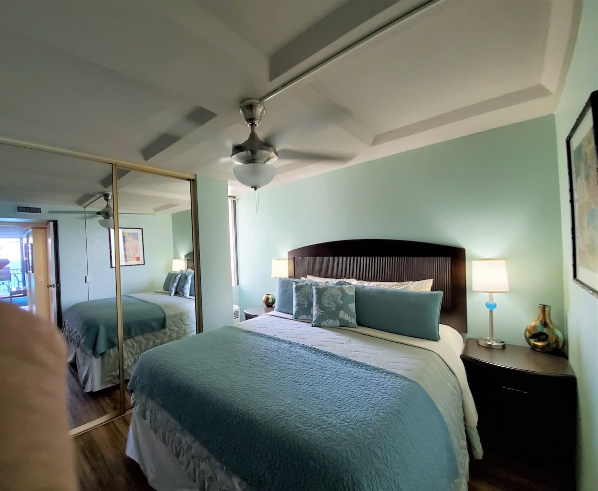 Condo in Waianae · ★4.92 · 1 bedroom · 2 beds · 1 private bath - Photo 4