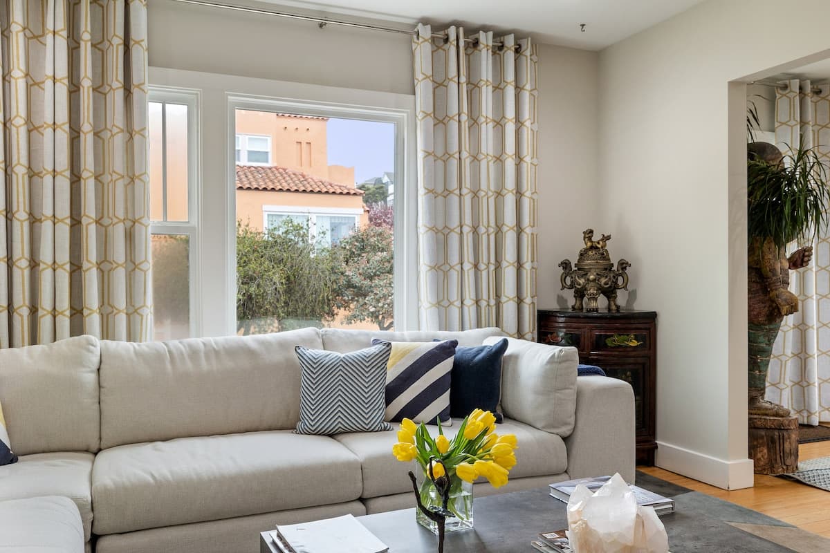 SF Garden Home w/ Bay Views & Parking - Photo 4