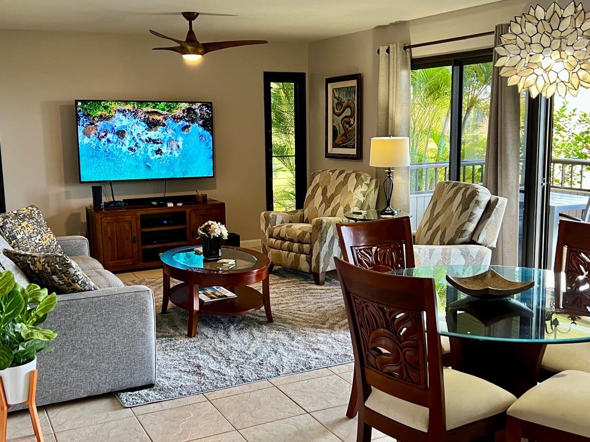 Wailea Ekolu Ocean View - 2 BD/2BA Updated & Clean - Photo 1