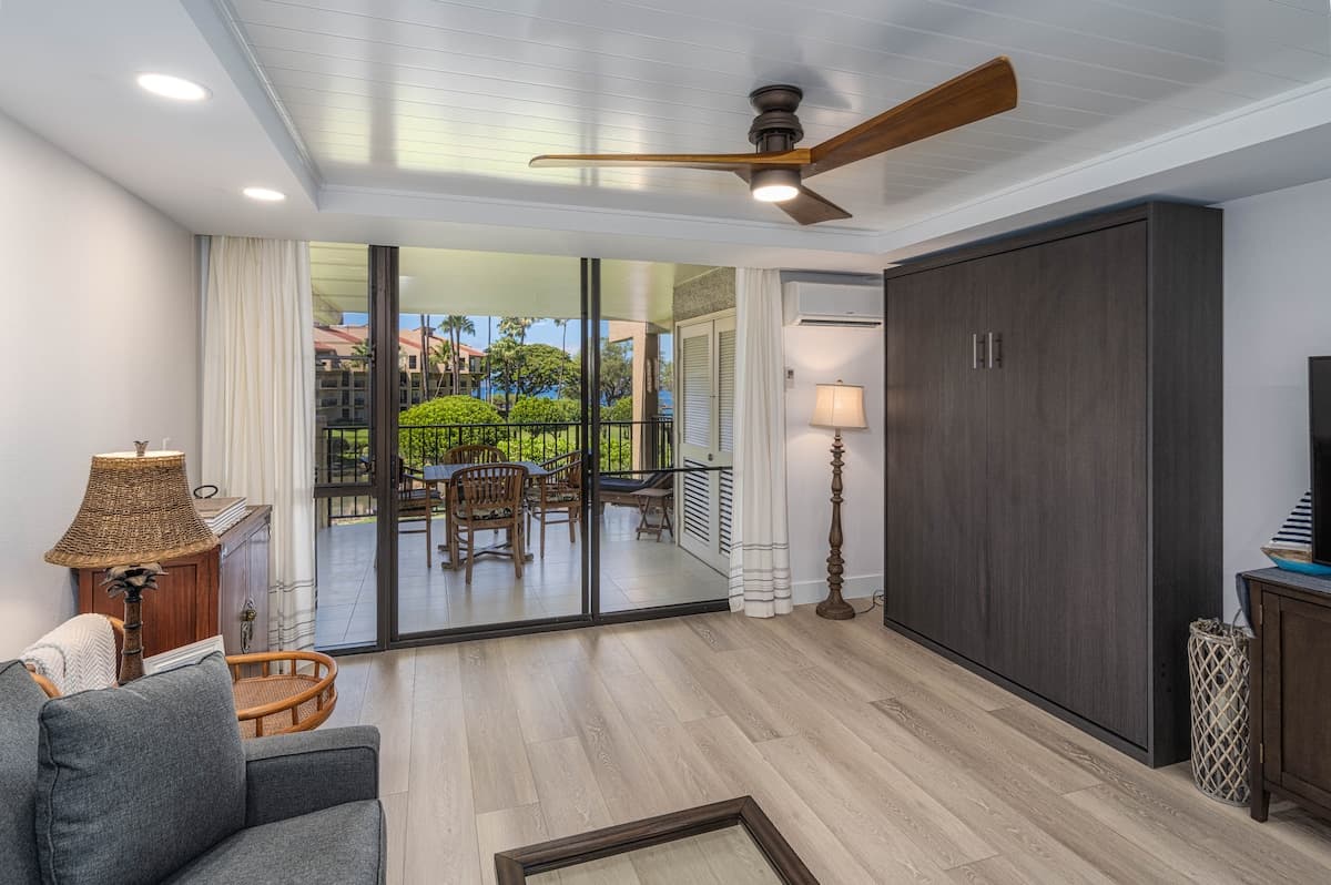 Condo in Kihei · ★4.92 · 1 bedroom · 1 bed · 2 private baths - Photo 4