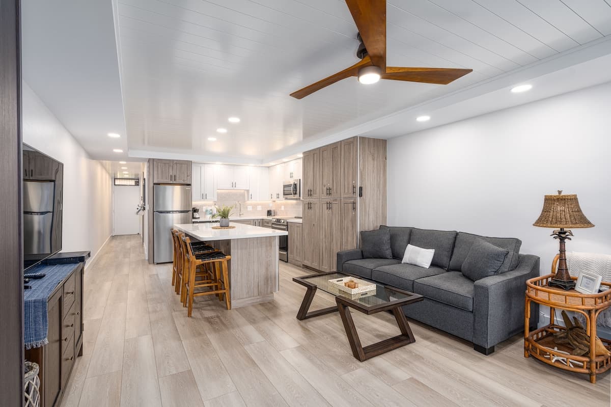Condo in Kihei · ★4.92 · 1 bedroom · 1 bed · 2 private baths - Photo 1